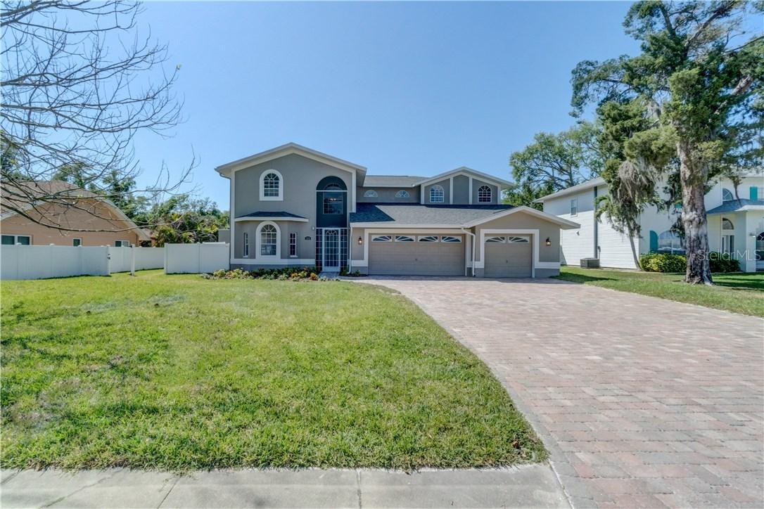 7694 Carver Ct Ct., Seminole, FL 33772