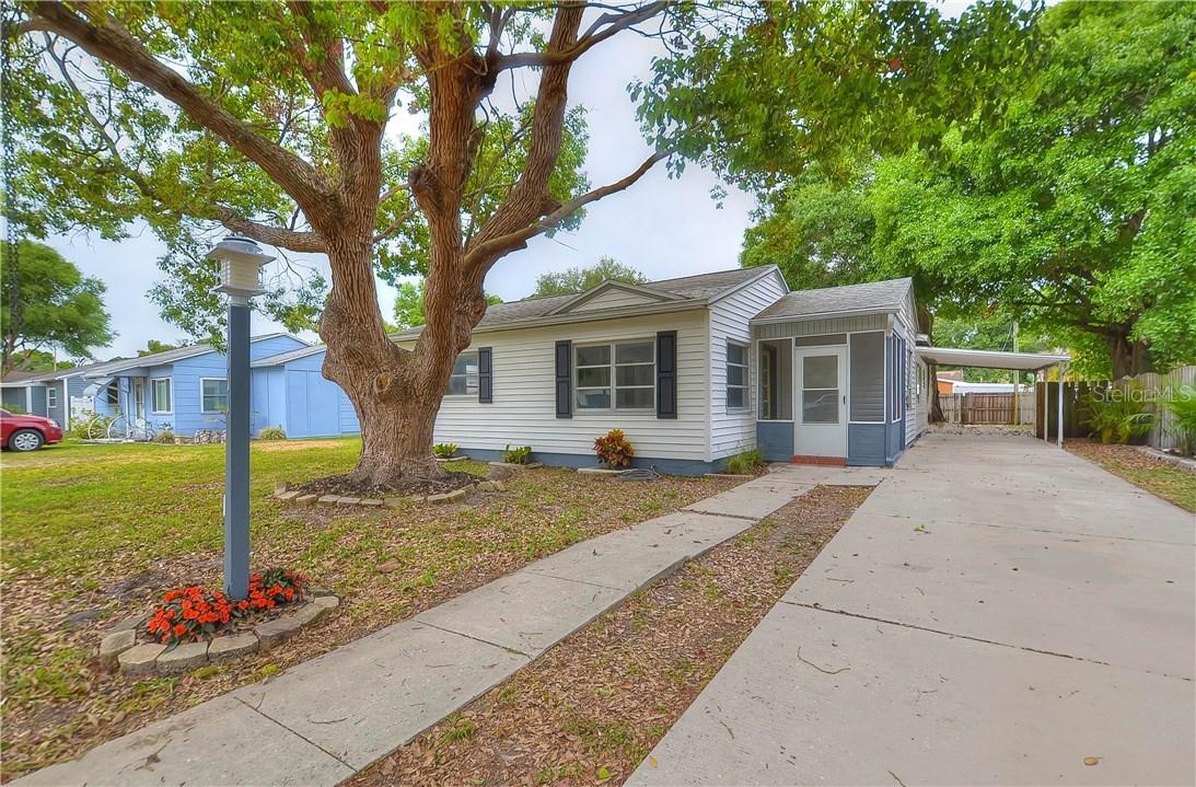 1111 Gray St., Gulfport, FL 33707