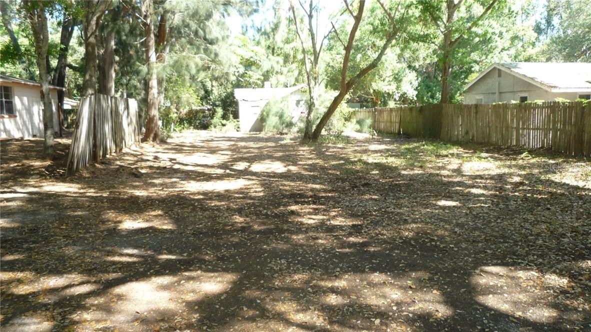 732 16th Ave., Largo, FL 33770