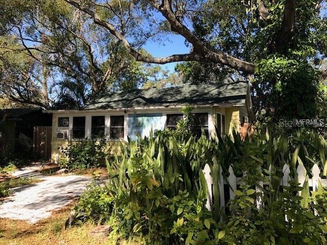 5260 25th Ave., Gulfport, FL 33707