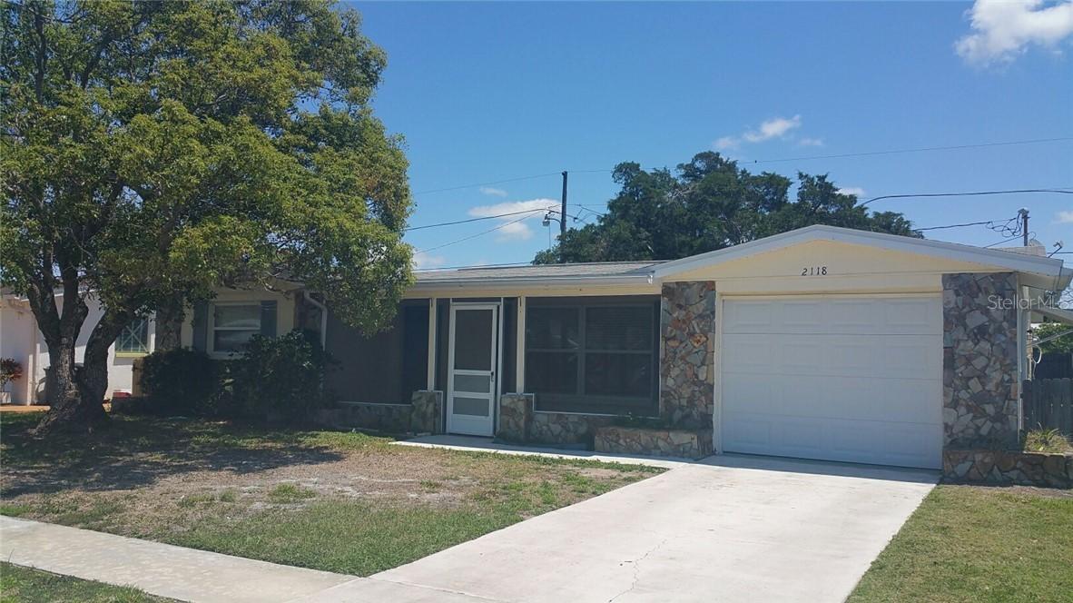 2118 Maureen Dr., Holiday, FL 34690