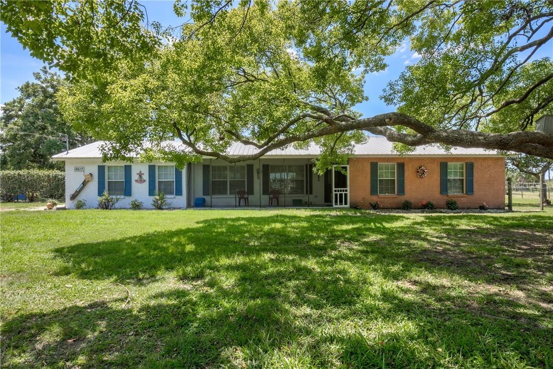 9617 County Line Rd., Lithia, FL 33547