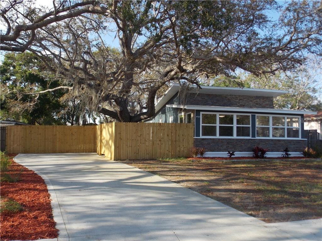 4925 10th Ave., Gulfport, FL 33707