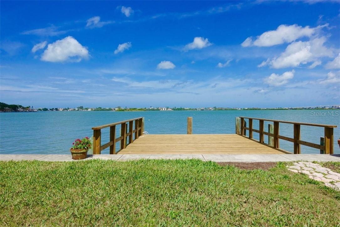 316 Buttonwood Ln., Largo, FL 33770