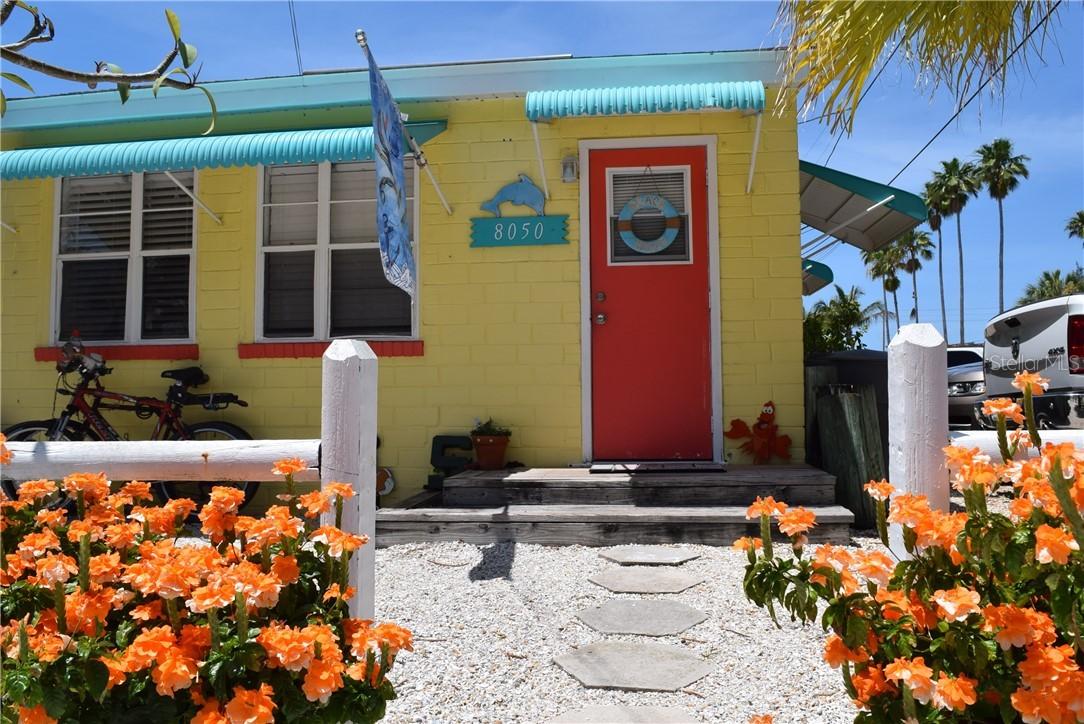 8050 Bayshore Dr., Treasure Island, FL 33706