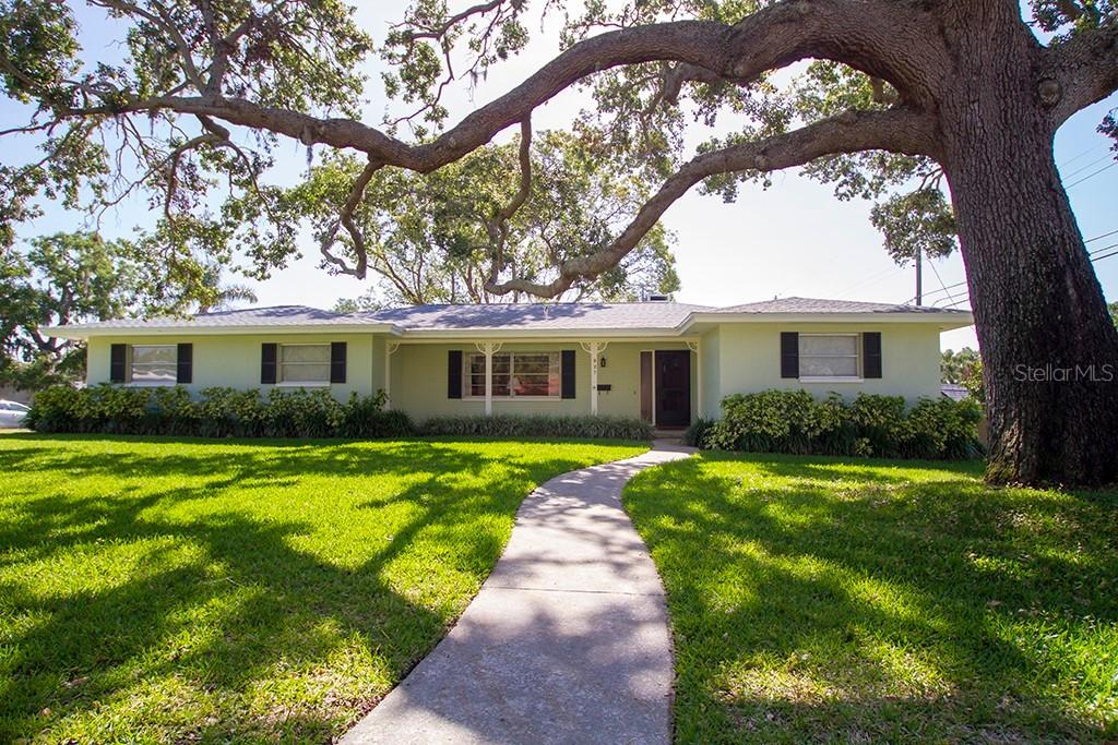 927 Tallowood Dr., Largo, FL 33770