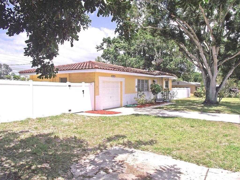10595 127th Ave., Largo, FL 33773