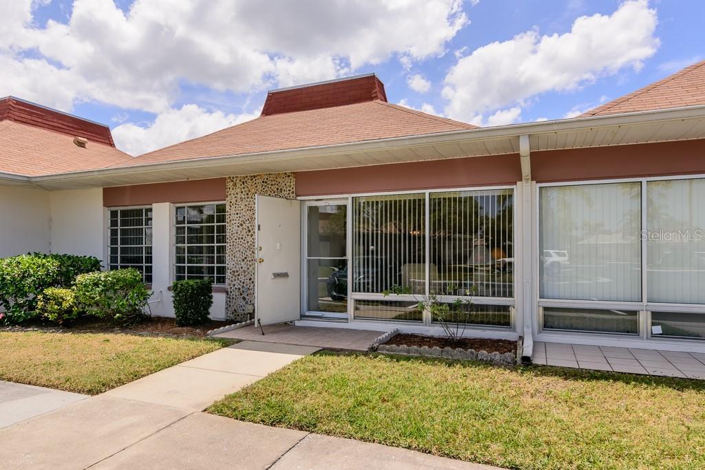 4319 Tahitian Gardens Circle Cir. #B, Holiday, FL 34691