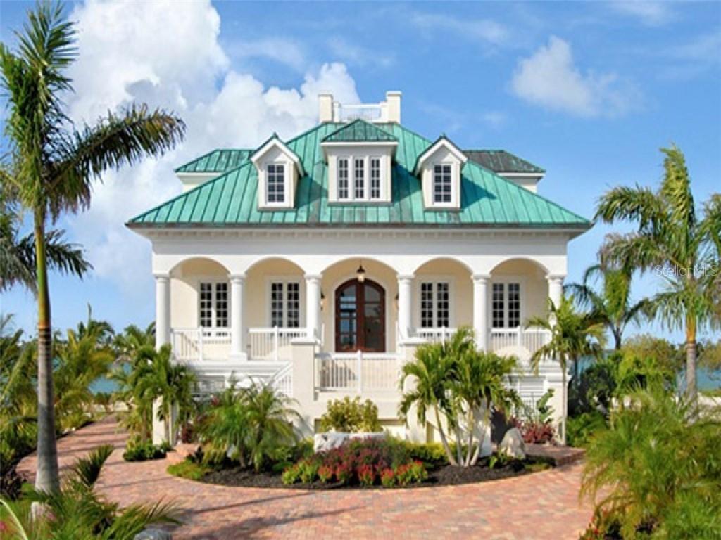805 Illinois Ave., Palm Harbor, FL 34683