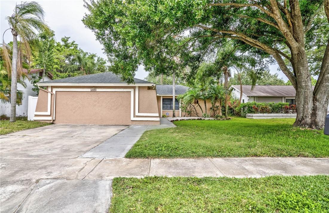 12072 72nd Way, Largo, FL 33773
