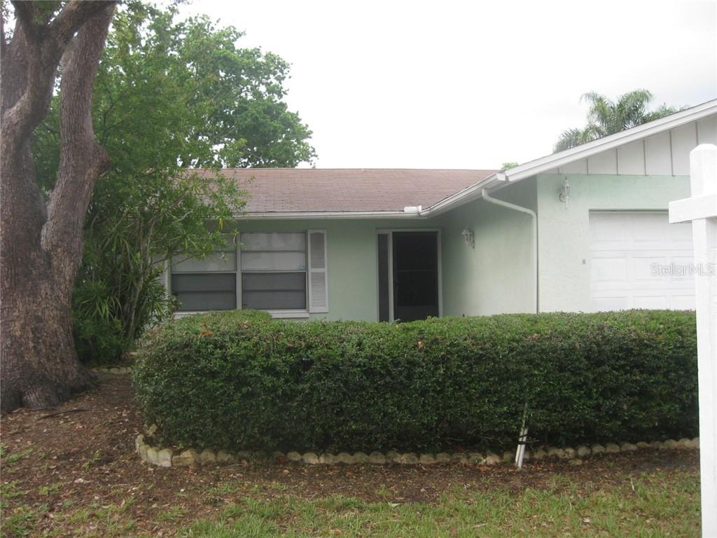 2455 Timbercrest Cir., Clearwater, FL 33763