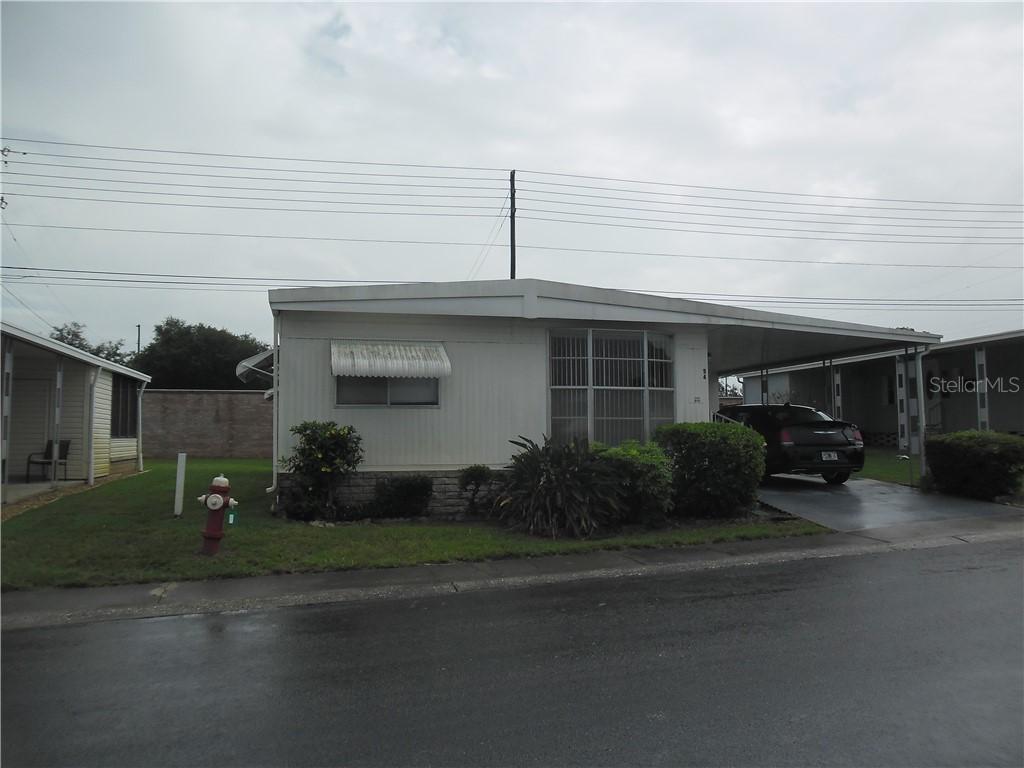 94 Red Oak Dr., Palm Harbor, FL 34684