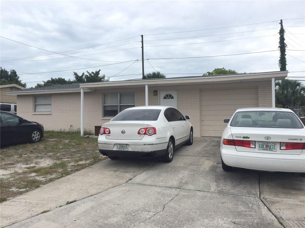 4601 Phoenix Ave., Holiday, FL 34690