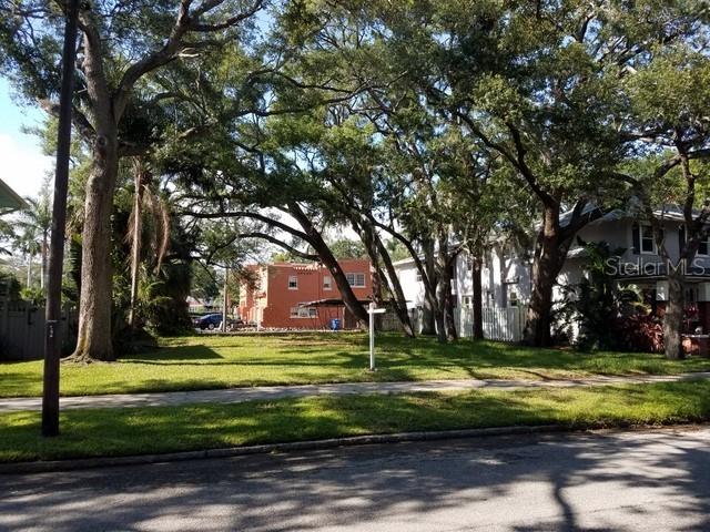 825 16th Ave., St Petersburg, FL 33704