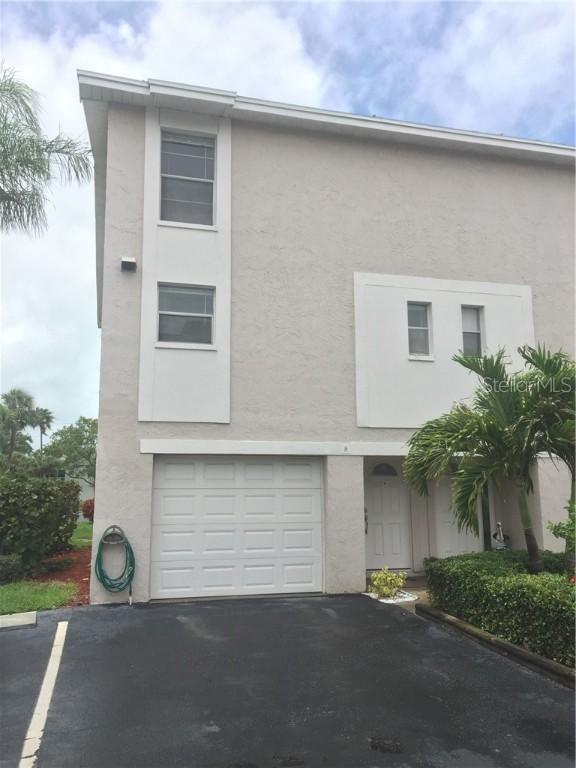 255 Capri Cir. #8, Treasure Island, FL 33706
