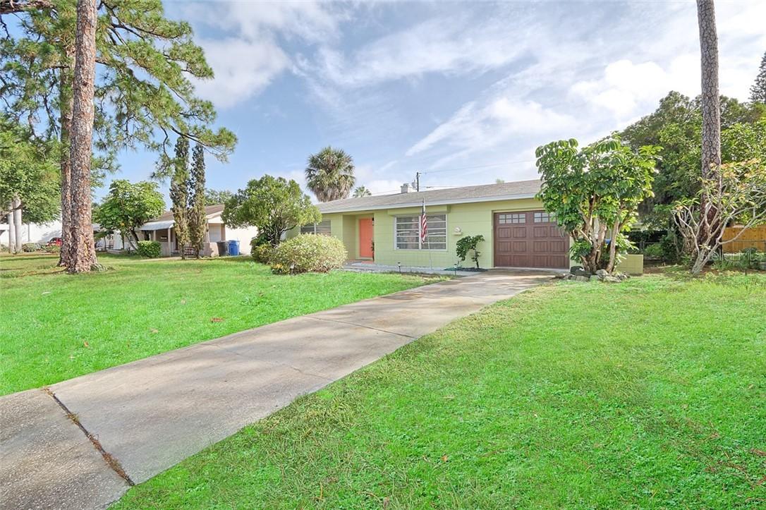 1781 Devonshire Dr., St Petersburg, FL 33710