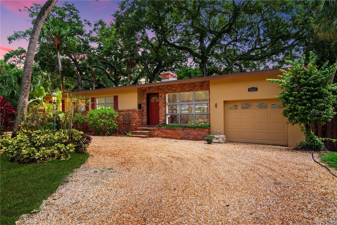 8228 23rd Ave., St Petersburg, FL 33710