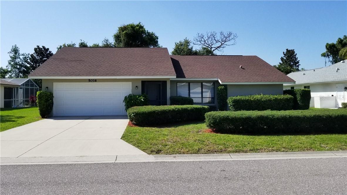 5016 Southern Pine Cir., Venice, FL 34293