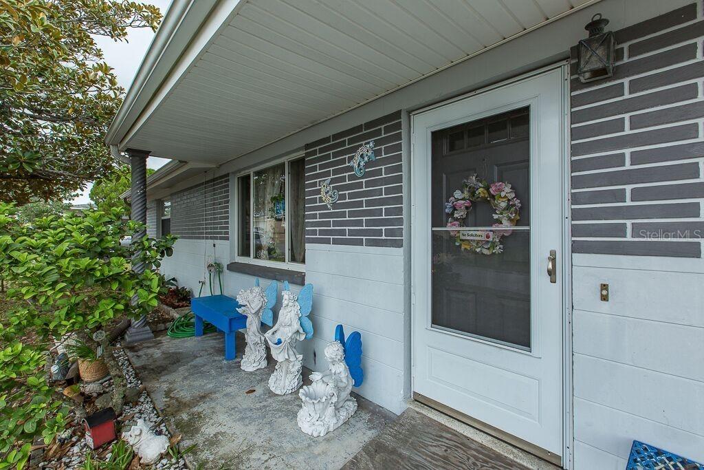 4850 Phoenix Ave., Holiday, FL 34690