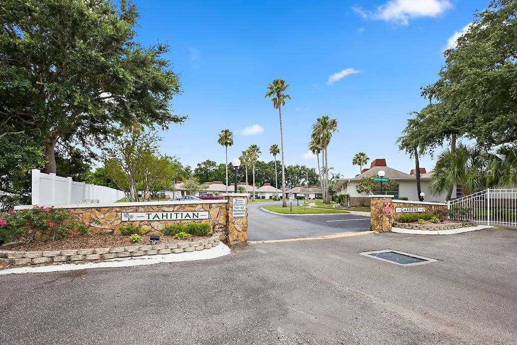 4321 Tahitian Gardens Cir. #B, Holiday, FL 34691