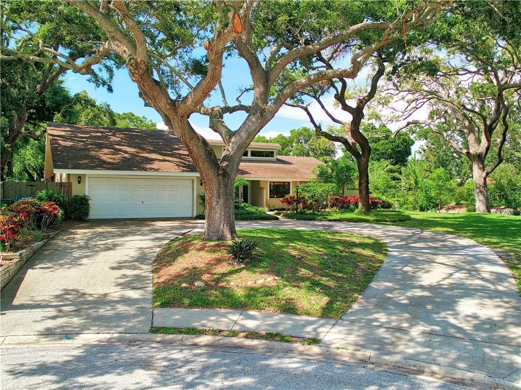 504 Creekview Ct., Largo, FL 33770