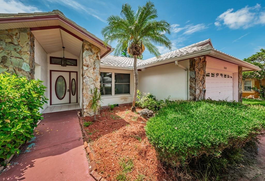 1333 Hillside Dr., Tarpon Springs, FL 34689