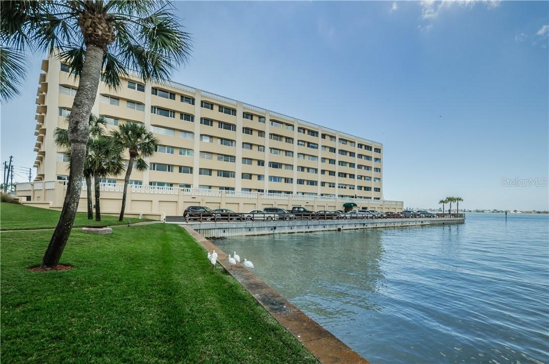 100 Bluff View Dr. #415C, Belleair Bluffs, FL 33770