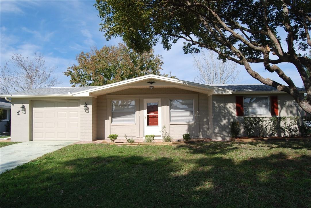 5253 Eagle Dr., Holiday, FL 34690