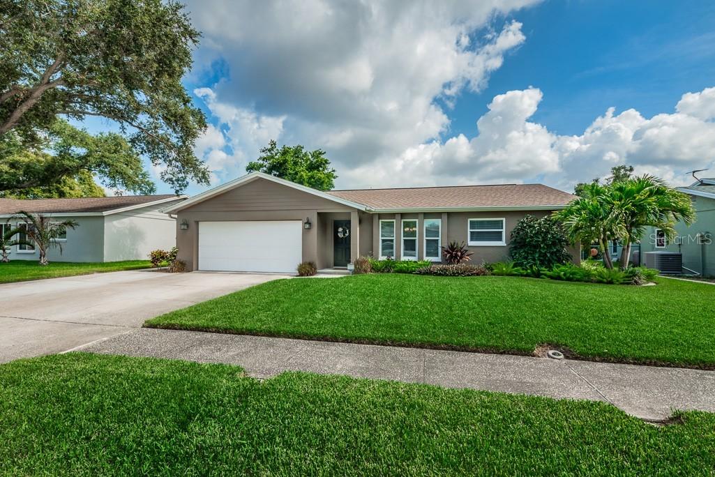 11737 108th Ct., Largo, FL 33778