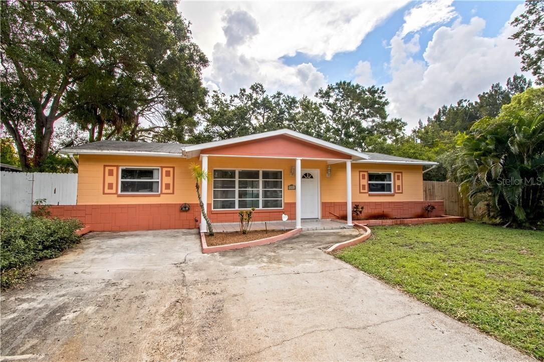 4001 58th Way, Kenneth City, FL 33709