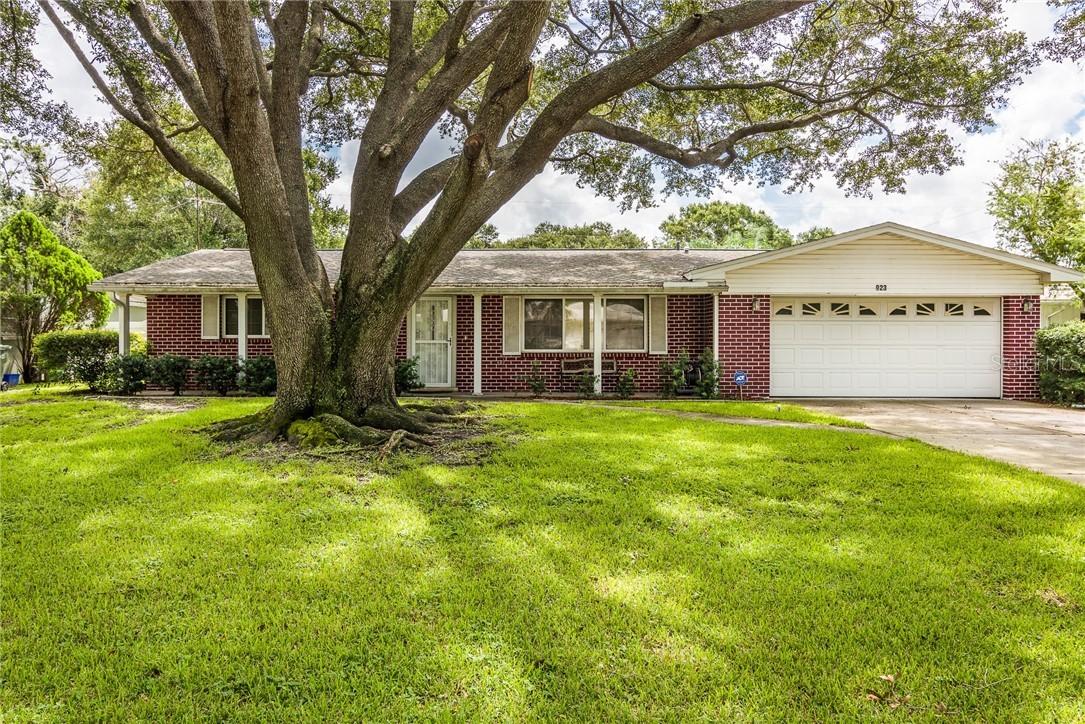 923 Phyllis Ave., Largo, FL 33771