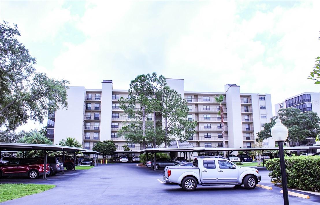 2700 Cove Cay Dr. #1-7D, Clearwater, FL 33760