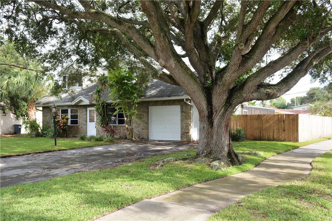 9396 87th Ter., Largo, FL 33777