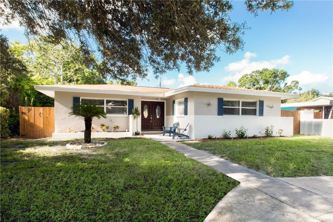 6138 8th Ave., Gulfport, FL 33707