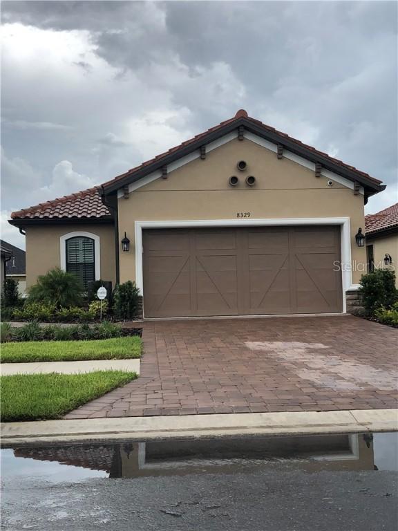 8329 Alberata Vista Dr., Tampa, FL 33647