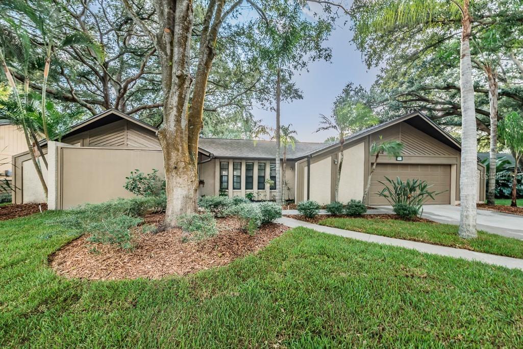 197 Winding Willow Dr., Palm Harbor, FL 34683