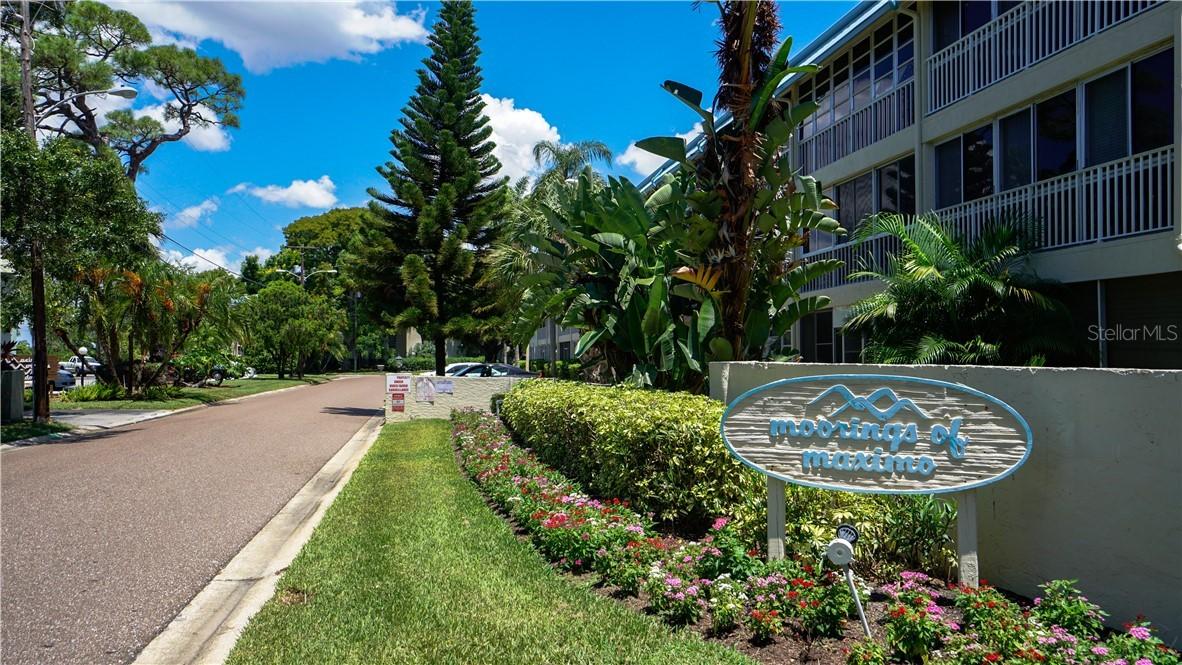 4900 38th Way #202, St Petersburg, FL 33711