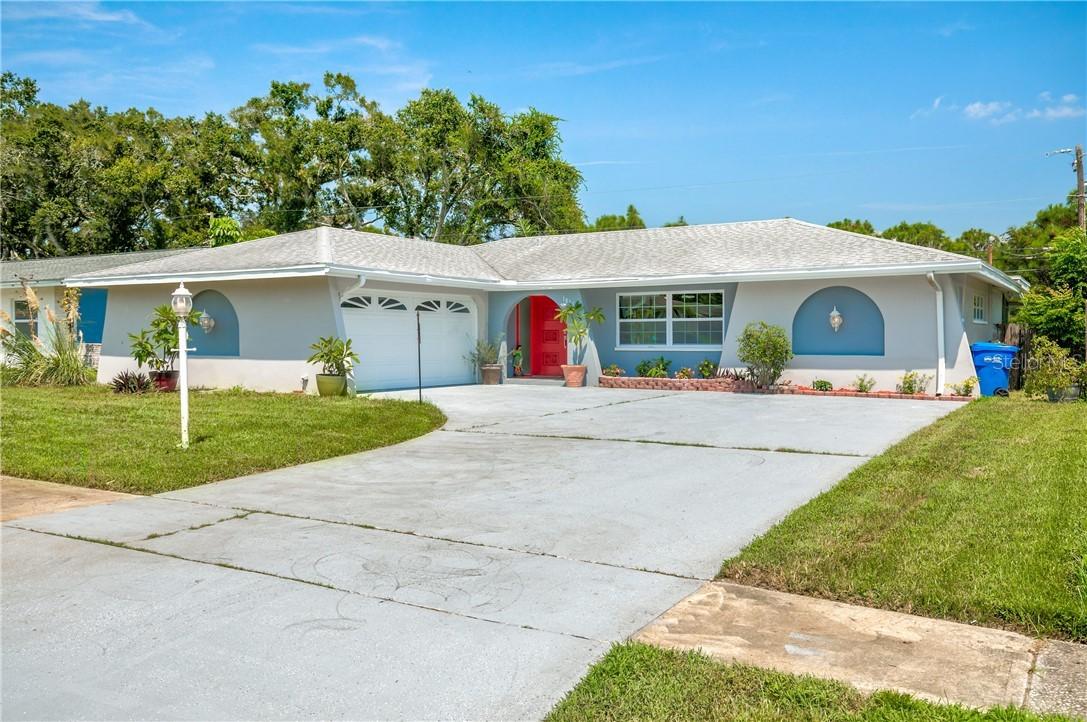 1813 Woodridge Dr., Clearwater, FL 33756