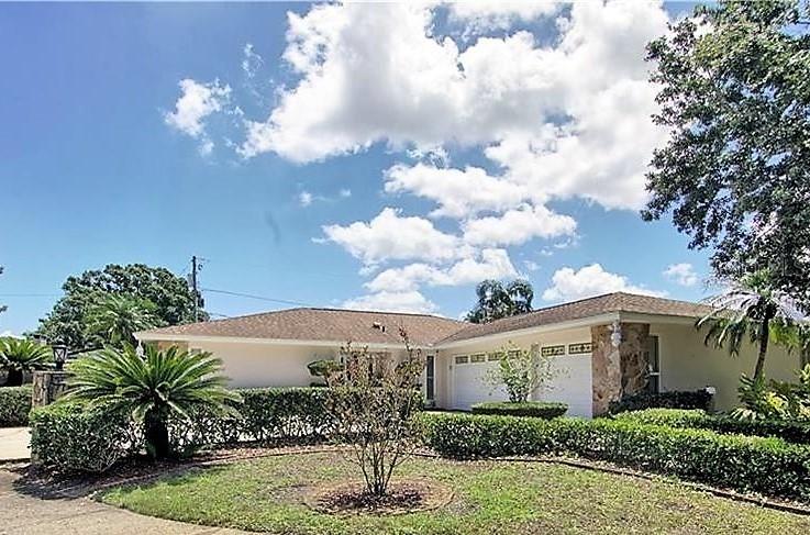 995 Corvette Dr., Largo, FL 33771