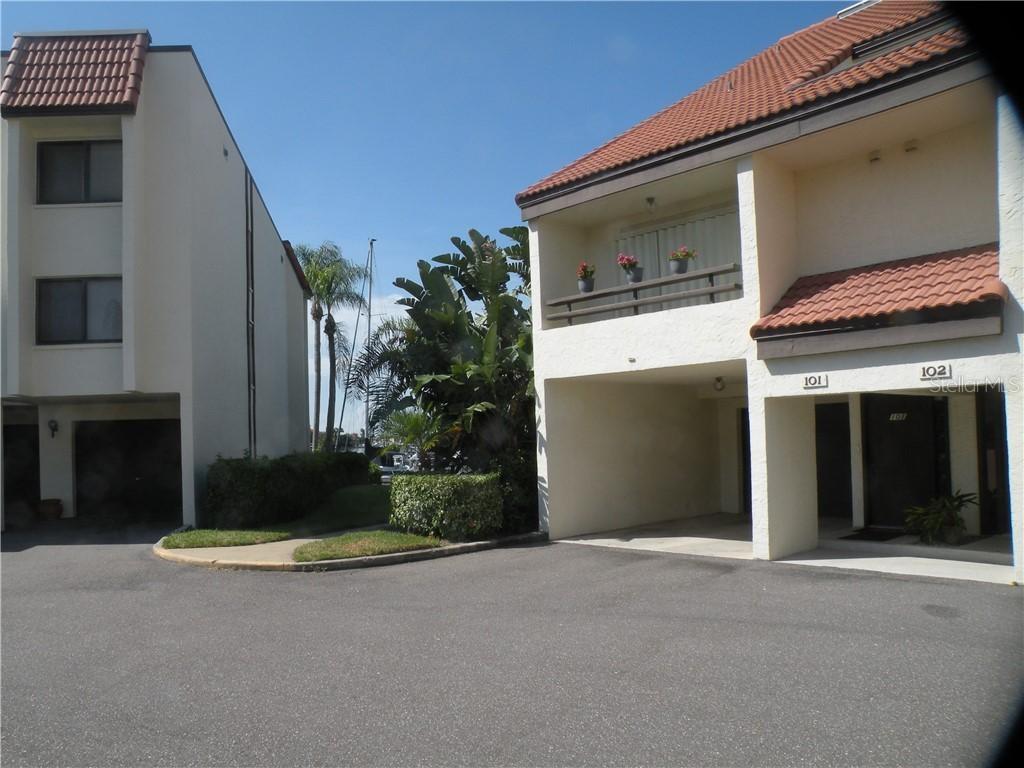120 1st St. #101, Tierra Verde, FL 33715