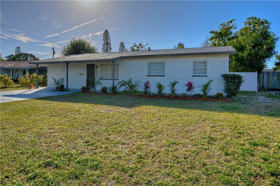 2070 63rd Ave., St Petersburg, FL 33712