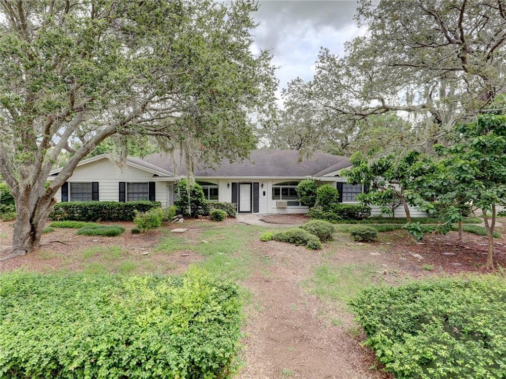 313 Live Oak Ln., Largo, FL 33770