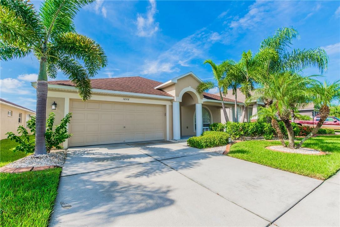 1642 Bonita Bluff Ct., Ruskin, FL 33570