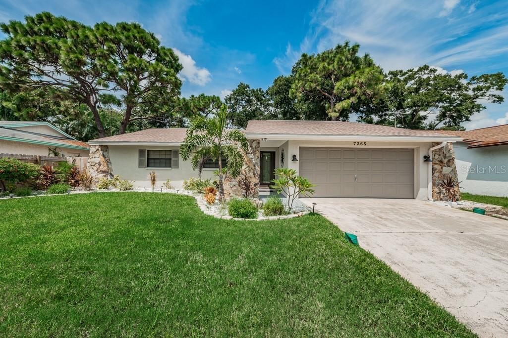 7265 61st Ave., St Petersburg, FL 33709