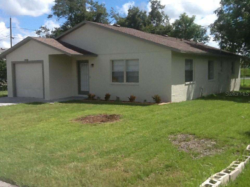 1520 11th Ave., Palmetto, FL 34221
