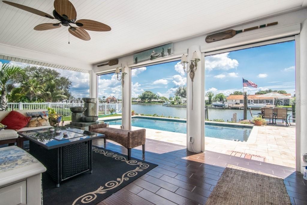 3896 42nd Ave., St Petersburg, FL 33711