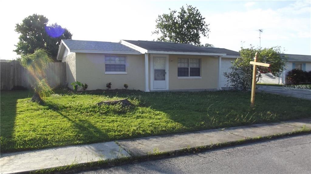 2016 Dartmouth Dr., Holiday, FL 34691