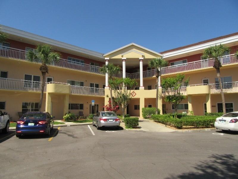 2022 Camelot Dr. #9, Clearwater, FL 33763
