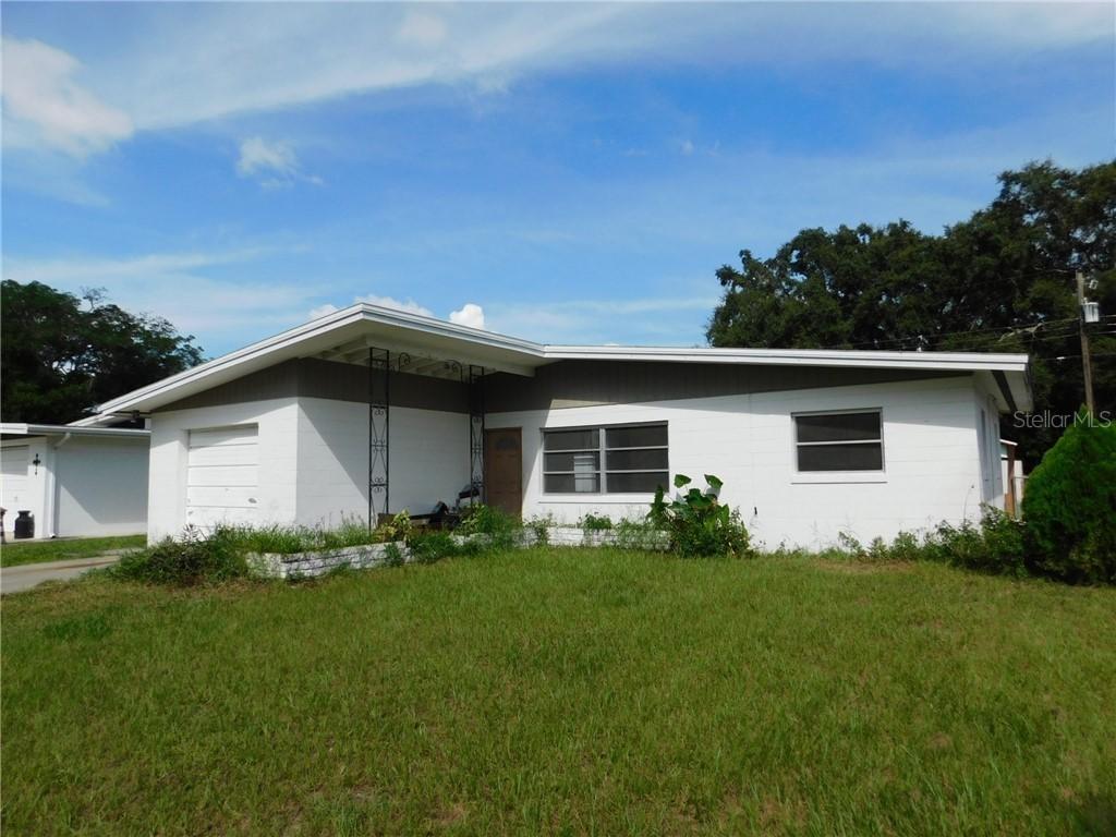 1920 Hacienda Way, Holiday, FL 34690