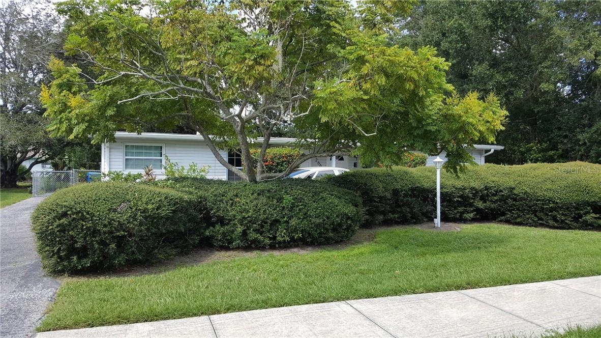 2669 Dryer Ave., Largo, FL 33770